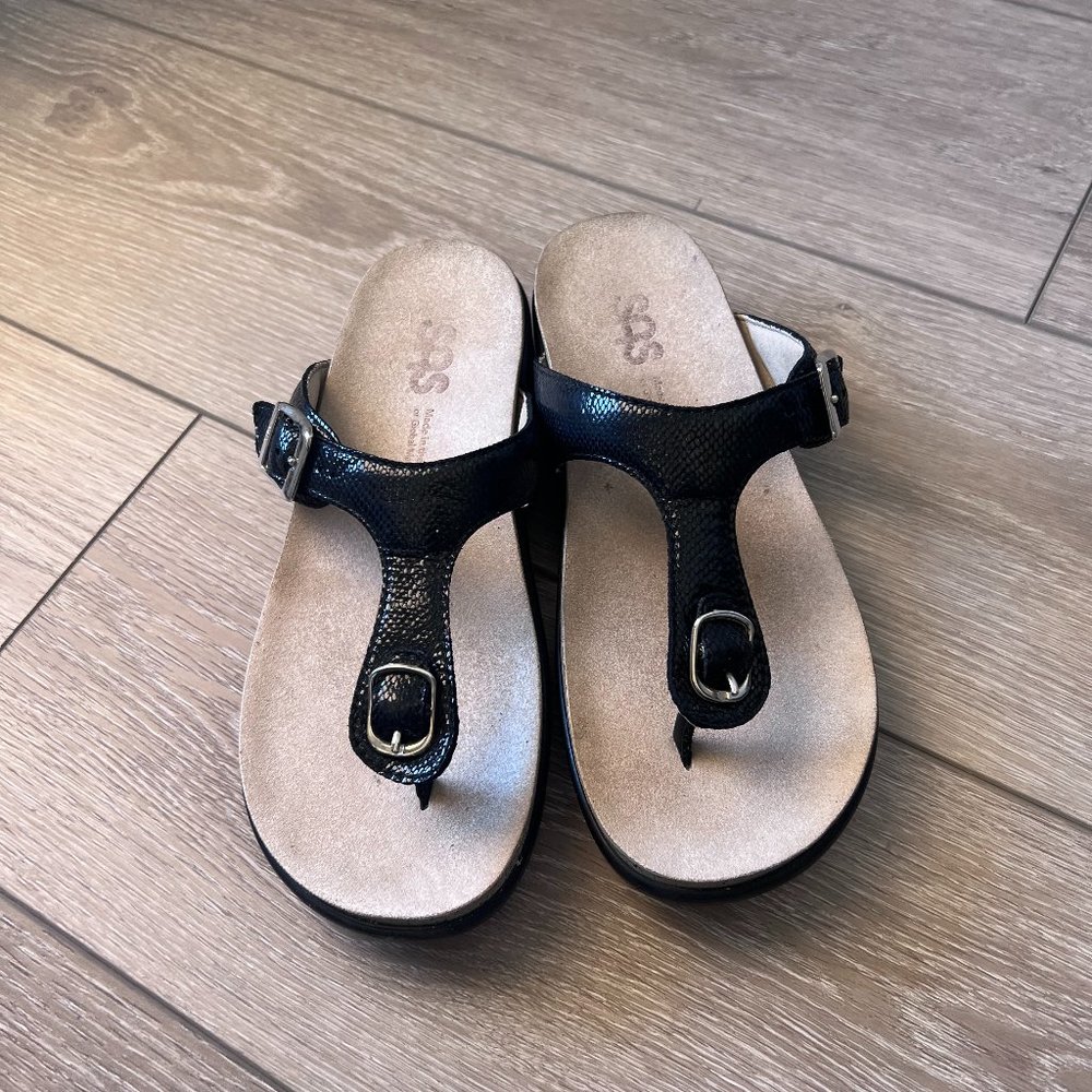 SAS Womens Sandal size 8